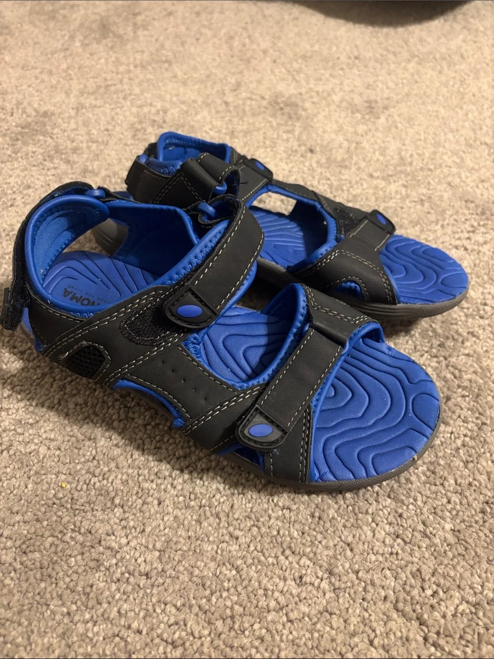 Boys sandals